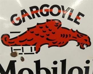 VIEW 4 PORC. MOBILOIL GARGOYLE SIGN