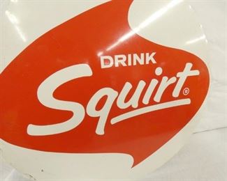 VIEW 4 CLOSEUP 27IN SQUIRT CAP SIGN