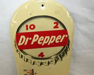 VIEW 2 CLOSEUP W/ CAP