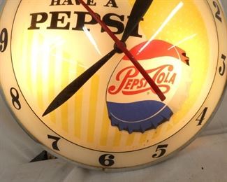 VIEW 2 CLOSEUP W/ CAP