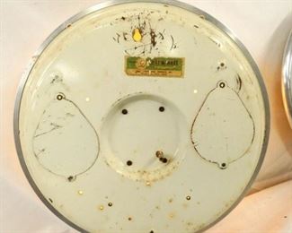 VIEW 5 BACKSIDE PEPSI CLOCK