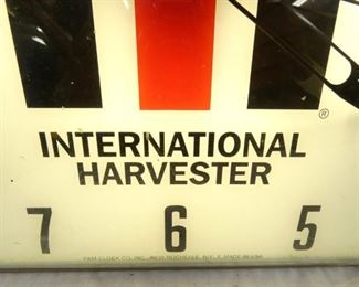 VIEW 3 INTERNATIOAL HARVESTER