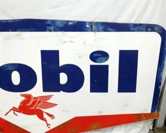 VIEW 3 PORC. MOBIL OIL SIGN