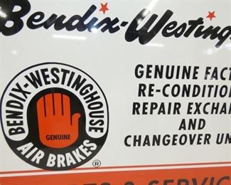 VIEW 2 CLOSEUP 35X28