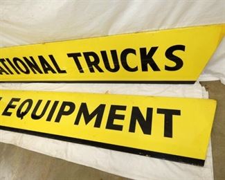 VIEW 5 2PC. SIGN 110X16