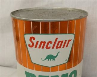 VIEW 2 CLOSE UP TOP W/DINO 