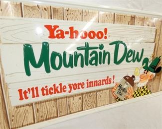 VIEW 3 YAHOO! MT. DEW SIGN