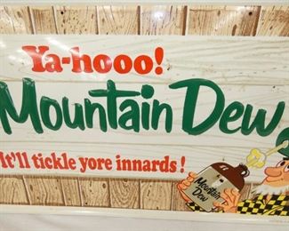 VIEW 5 EMB. 35X17 MT. DEW SIGN