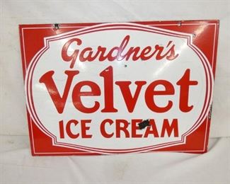 VIEW 3 SIDE 2 PORC. VELVET