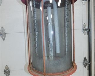 VIEW 3 CLOSEUP 10G. CYLINDER