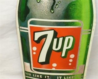 VIEW 4 CLOSEUP 7UP W/ BUBBLES