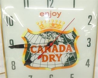 15IN CANADA DRY CLOCK