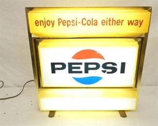 VIEW 2 CLOSEUP 18X18