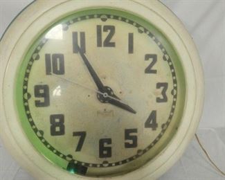 27IN CLEVELAND NEON CLOCK