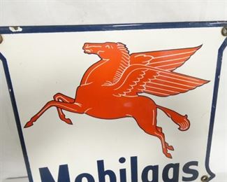 VIEW 2 CLOSEUP W/ PEGASUS