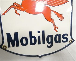 VIEW 3 PORC MOBILGAS PUMP PLATE