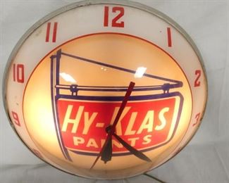 VIEW 3 CLOSEUP DOUBLE BUBBLE CLOCK