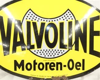 VIEW 2 CLOSEUP 28X18