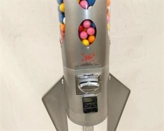 VIEW 3 CLOSEUP COIN OP