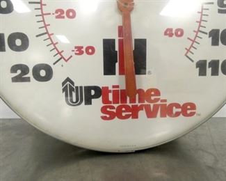 VIEW 2 CLOSEUP THERMOMETER