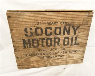 WOODEN SOCONY MOTOR OIL BOX
