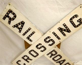 VIEW 2 CLOSEUP W/ CAT EYES