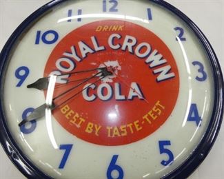 VIEW 2 CLOSE UP RC COLA CLOCK