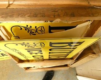 VIEW 3 DS 36X24 BUTTERCUP SIGNS