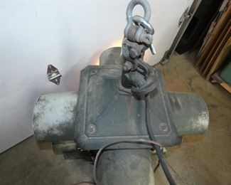 VIEW 5 TOP VIEW 4 WAY LIGHT