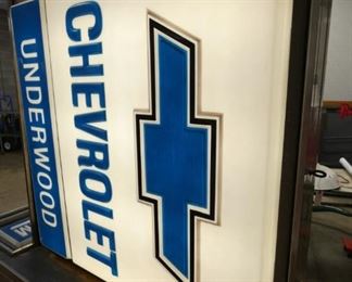 LIGHTED CHEVROLET DEALER SIGN