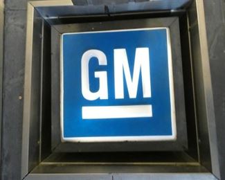 THIS SIGN ALSO HAS SPINNER GM