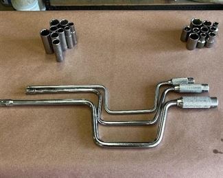 Set of craftsman braces