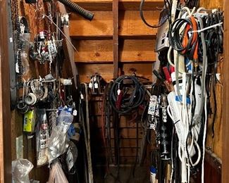 Lots of assorted hardware