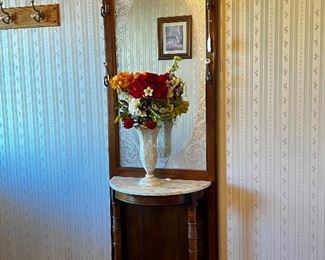 Entry foyer demilune table and mirror