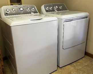 Hardly used GE washer/electric dryer set