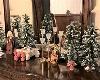 Many miniature Christmas trees