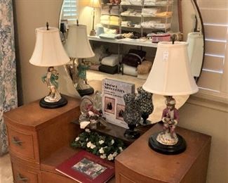 Vintage vanity; coordinating lamps