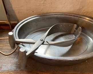 Vintage Body Scratcher?