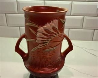 Roseville vase in perfect shape 9 1/2 inches high
