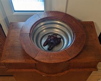 Holy frog at your service!