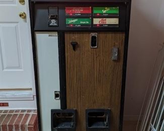 Vintage 1971 Cavalier Corporation Coke Machine (Chattanooga, TN) model # CAV-873, serial # 165568. This machine works, well, cools and accepts nickels. 