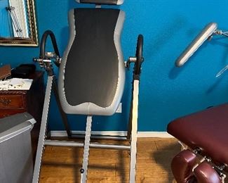 Inversion table
