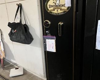 Browning safe