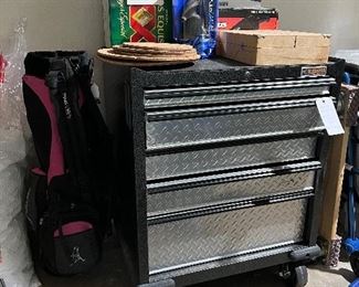 Gladiator Geardrawers and Gearbox cabinet, like new!