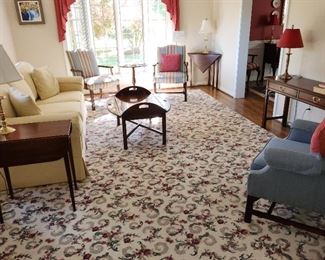 Area rug, 128 x 180. $350