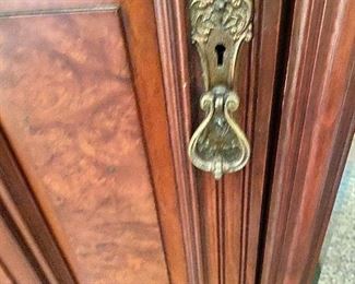 Additional photo of Armoire hardware.