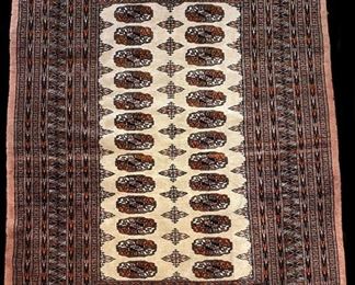 7l Bokara Rug