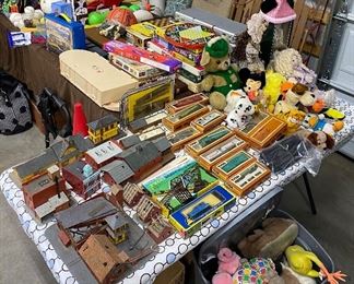 Tyco HO Trains, Buildings and Rails; Stuffed animals; Toys; Matchbox; Hotwheels; Games