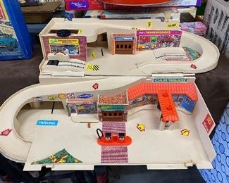Tyco Hot Wheels Service Center