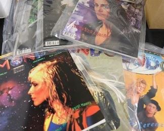 Vintage Mondo 2000 magazines